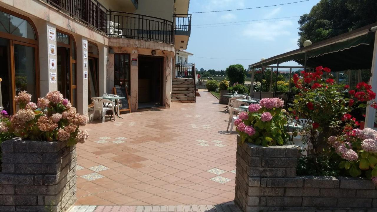Hotel Villa Isla Plana Екстериор снимка